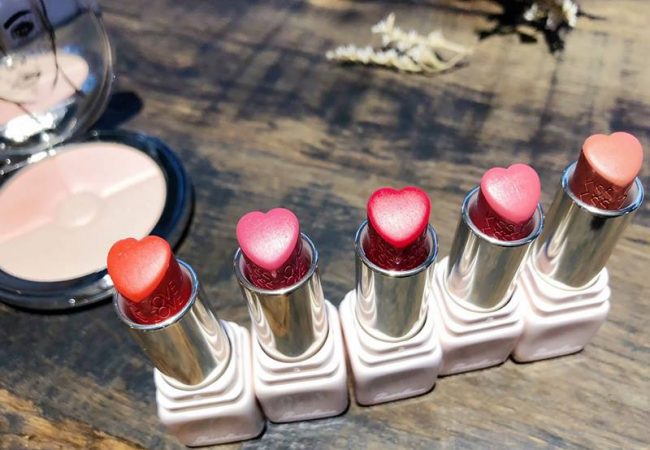 Introducing Guerlain’s nye læbestift KissKiss LoveLove – Dobbel dosis af farver, kys og kærlighed!