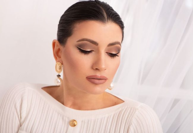 DIY Makeup Ideer: Spar penge og personliggør din skønhedsrutine